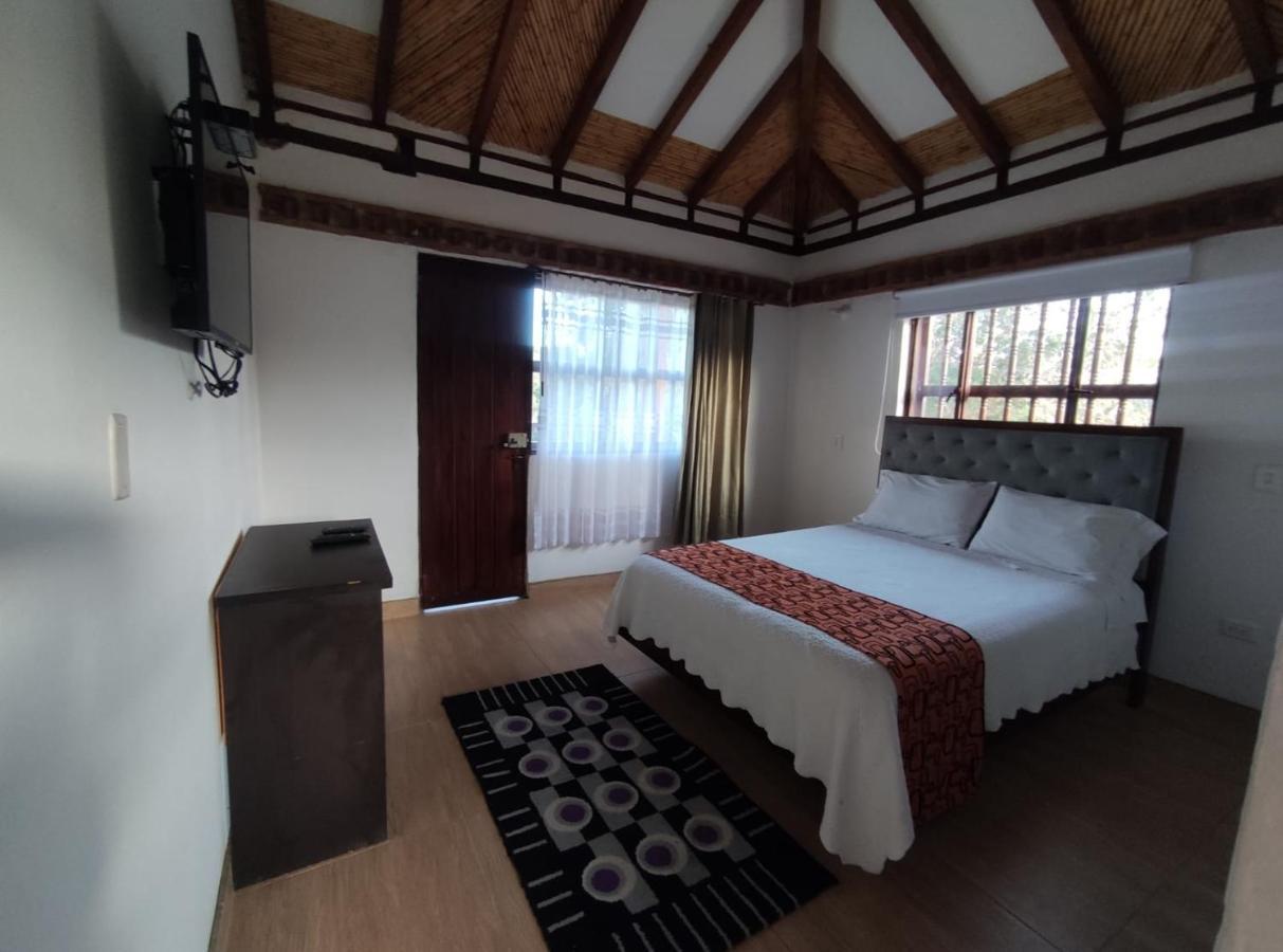 Artemisa Hotel Santa Sofia  Екстер'єр фото